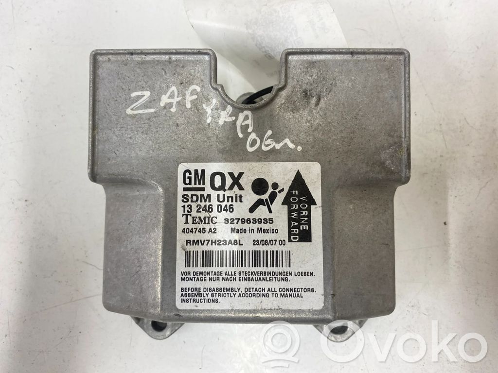 Opel Zafira B Airbag control unit/module 