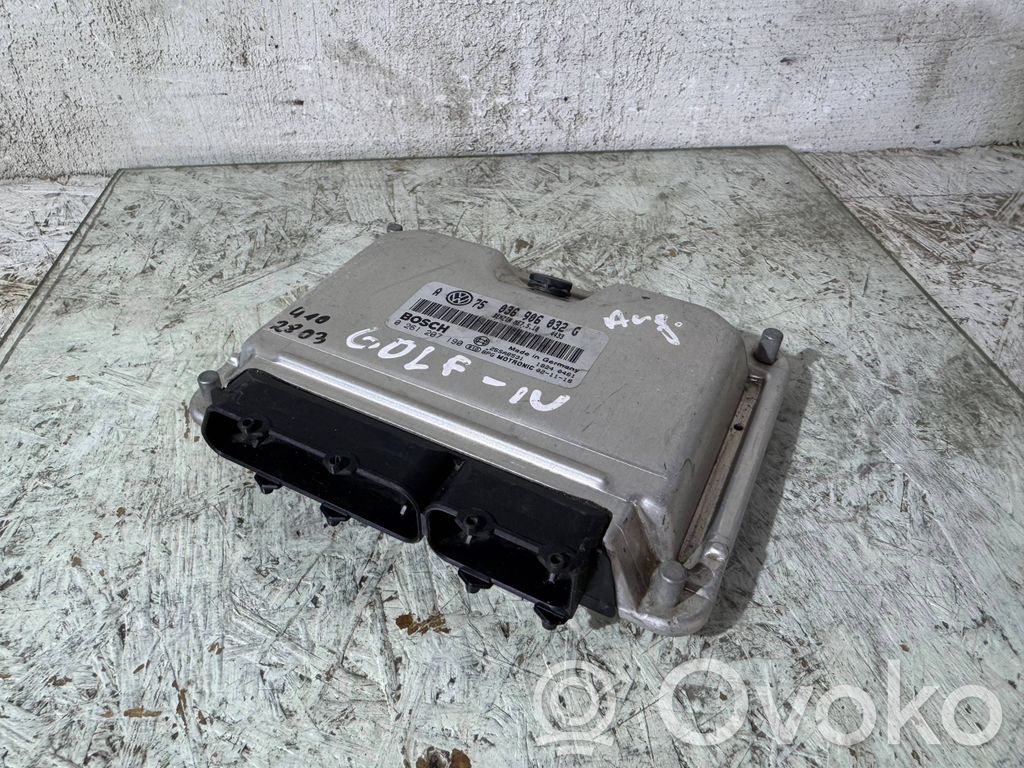 Volkswagen Golf IV Engine control unit/module 