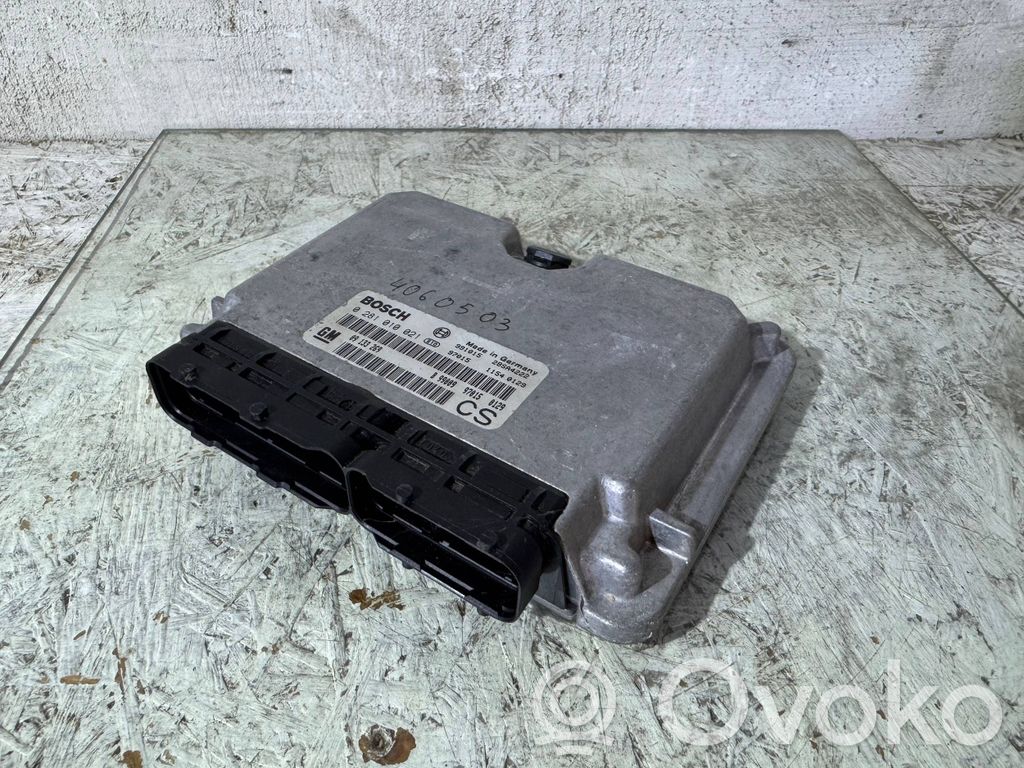 Opel Zafira A Engine control unit/module 