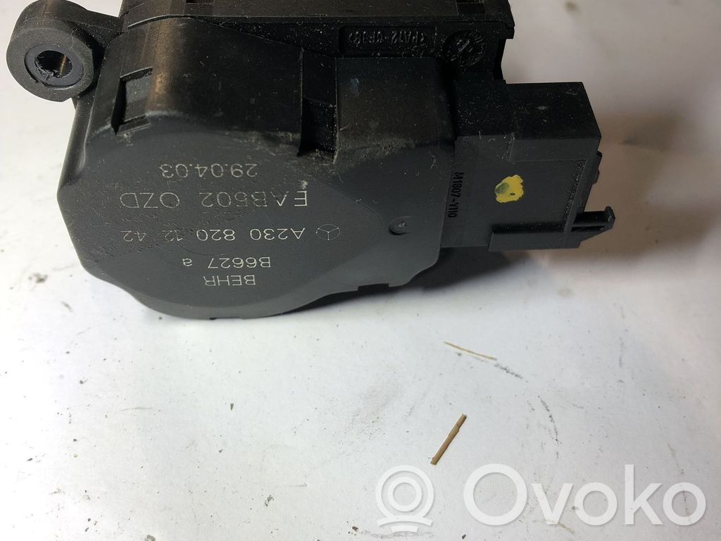 Mercedes-Benz E W211 Motor/actuator clapetă aer 
