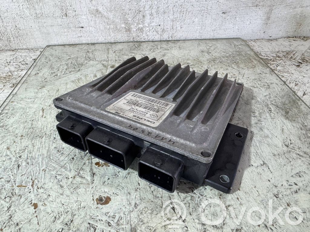 Renault Megane II Engine control unit/module 