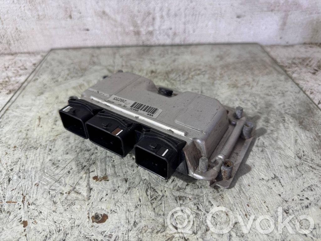 Citroen Xsara Picasso Engine control unit/module 