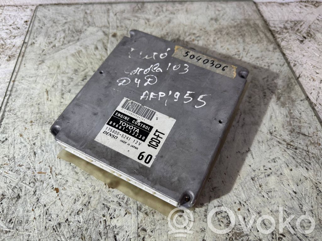 Toyota Corolla Verso AR10 Engine control unit/module 