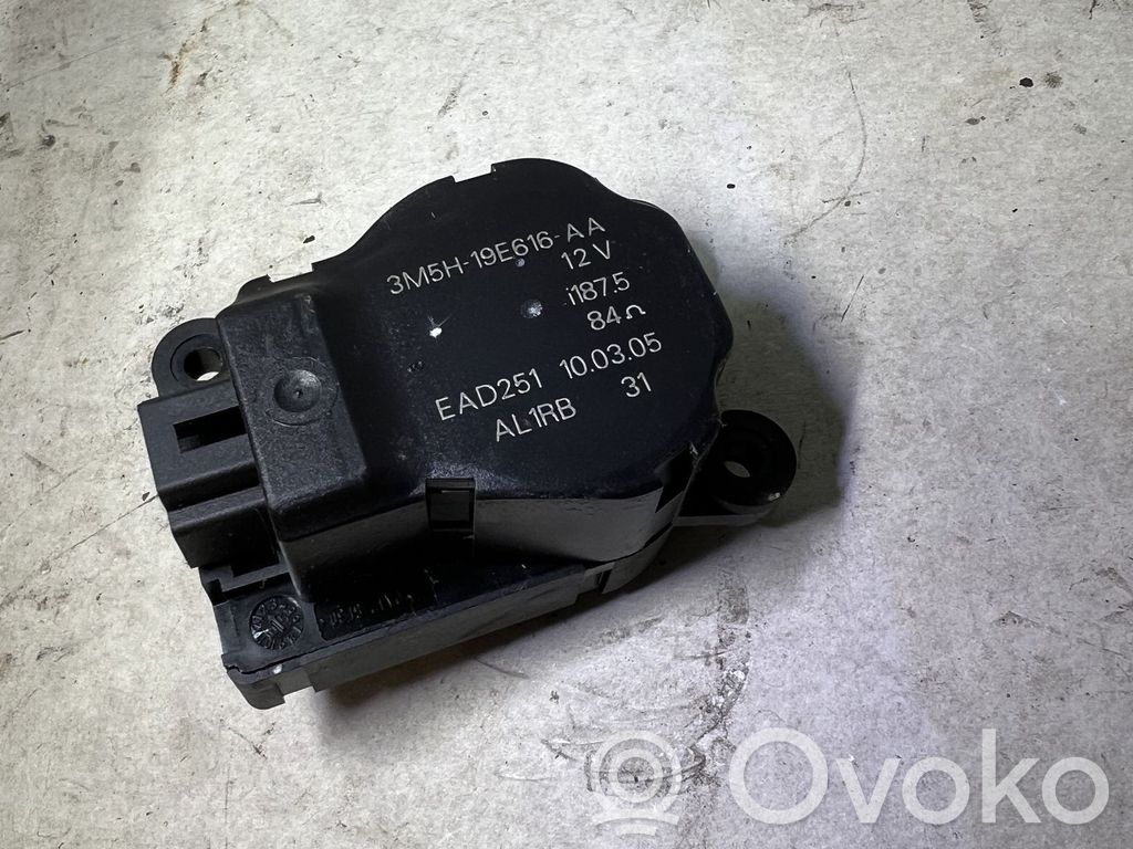 Ford Focus C-MAX Stellmotor Heizung Klima 
