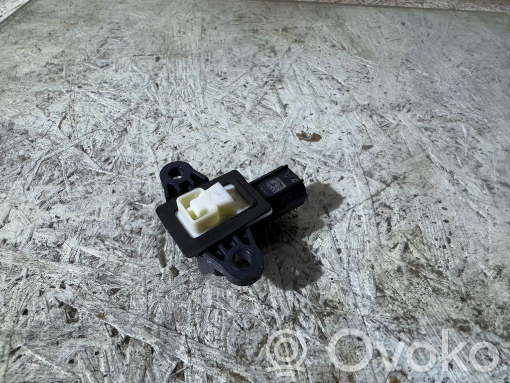 Volvo V40 Oro pagalvių smūgio daviklis 