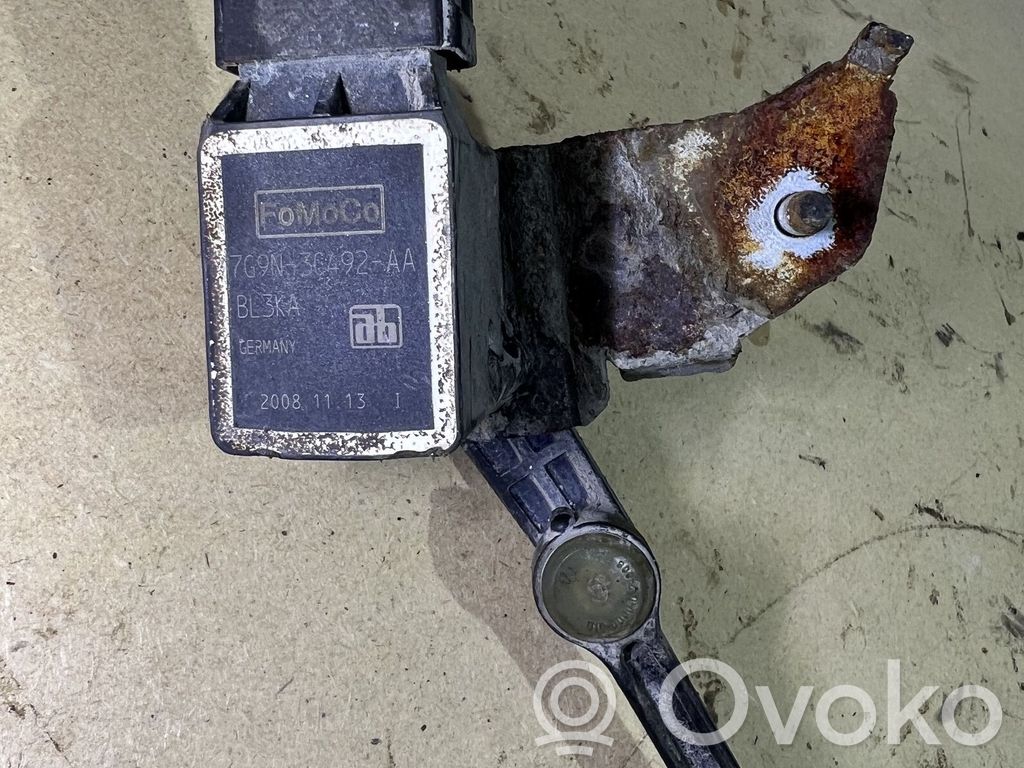 Volvo S80 Takailmanjousituksen korkeusanturi 