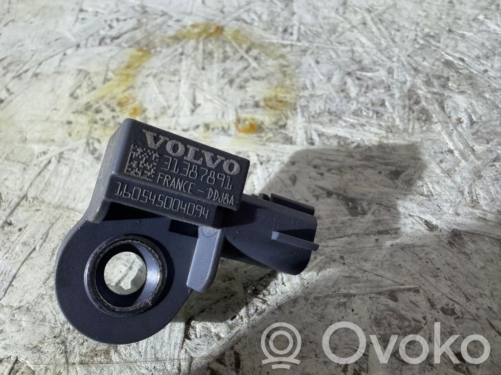 Volvo V40 Airbag deployment crash/impact sensor 