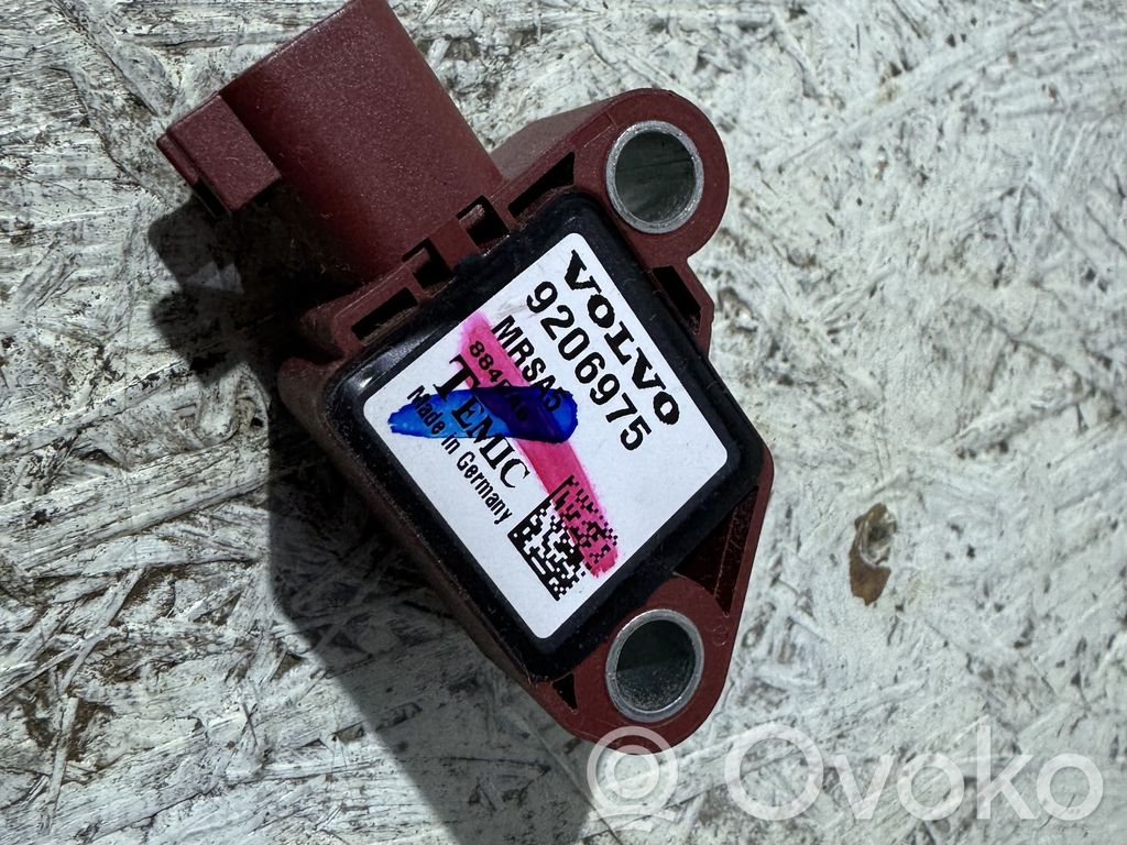 Volvo V50 Airbag deployment crash/impact sensor 
