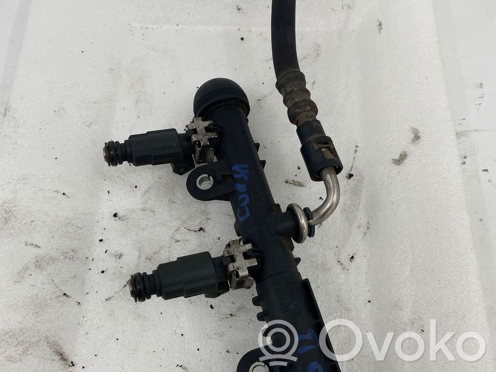 Opel Corsa C Polttoainepääputki 