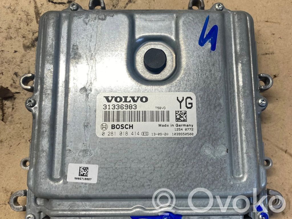 Volvo XC60 Engine control unit/module 