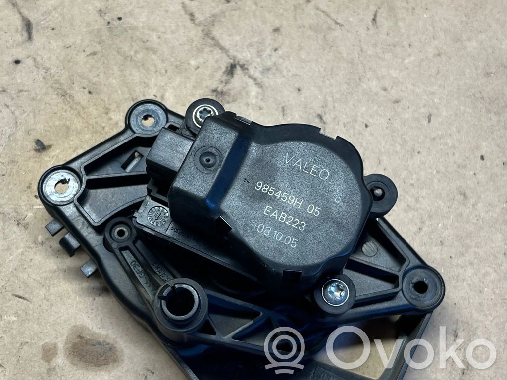 BMW 1 E81 E87 Oro sklendės varikliukas 