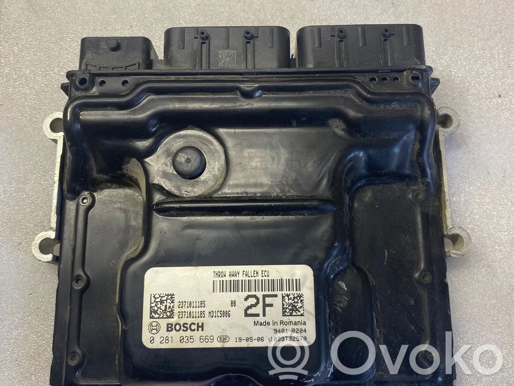 Dacia Duster II Engine control unit/module 