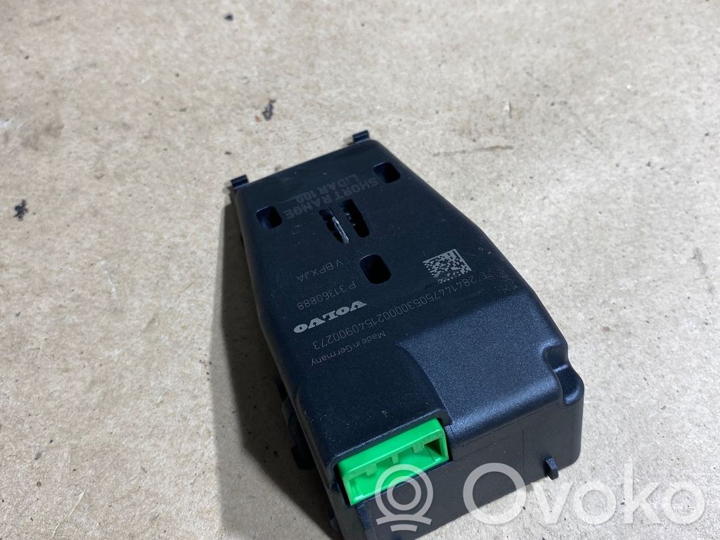 Volvo V40 Antenna control unit 