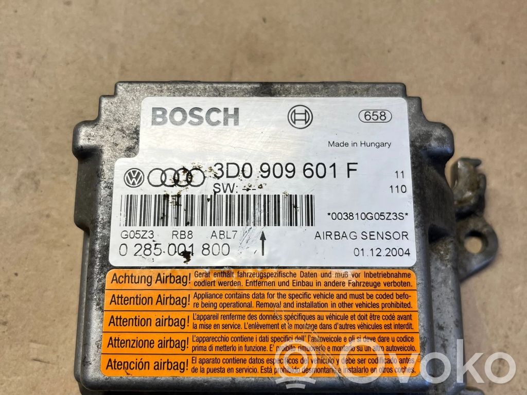 Volkswagen Touareg I Airbag control unit/module 