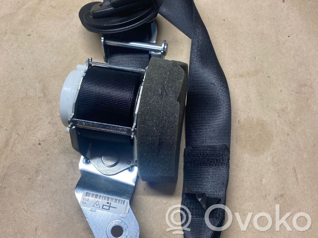 BMW 2 F46 Centură spate 
