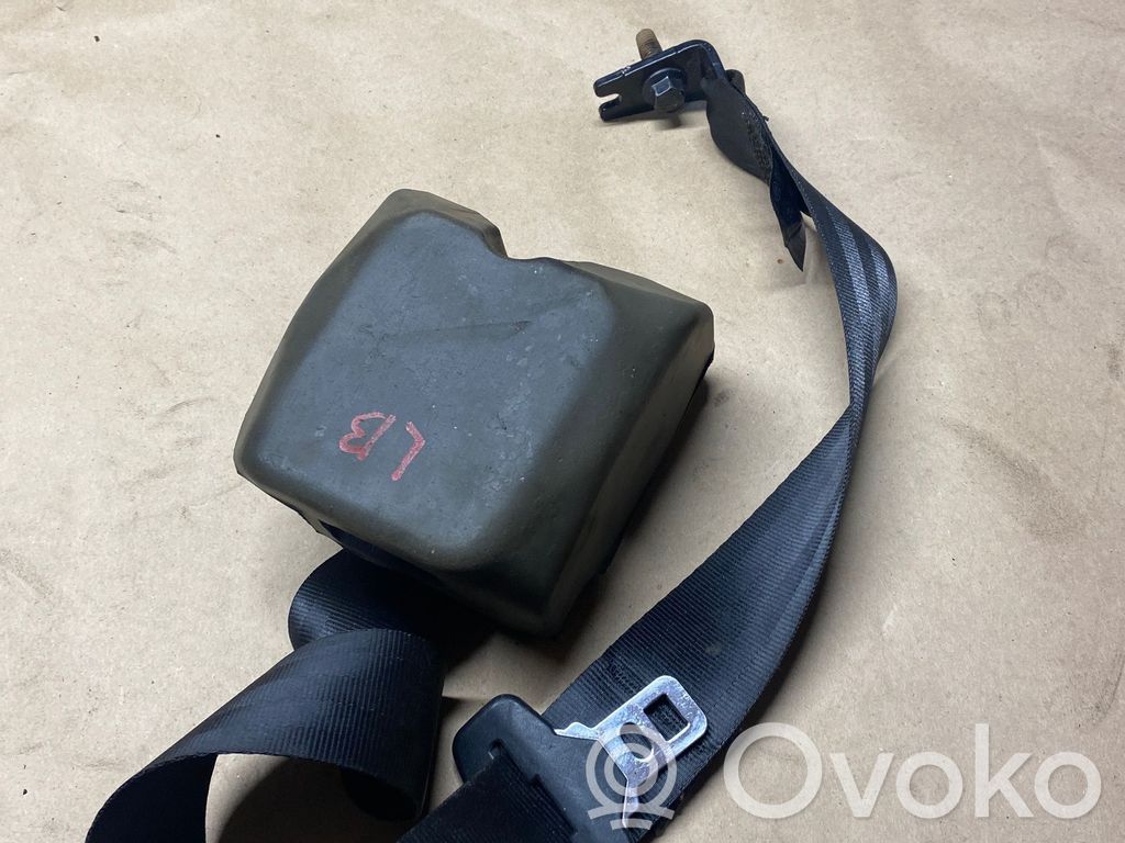 Volvo V40 Cinturón trasero 