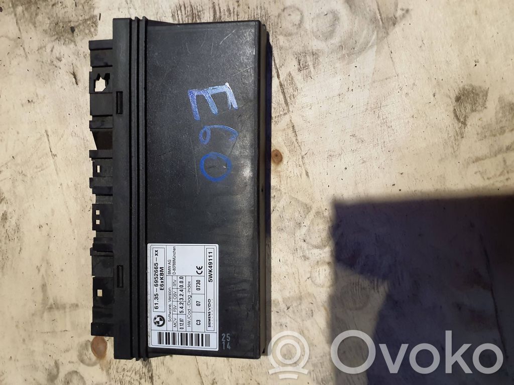 BMW 5 E60 E61 Komforto modulis 
