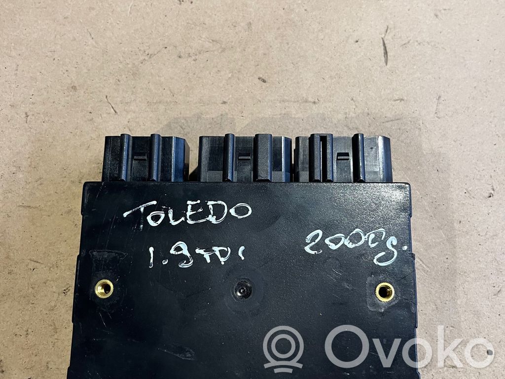 Seat Toledo II (1M) Komfortsteuergerät Bordnetzsteuergerät 