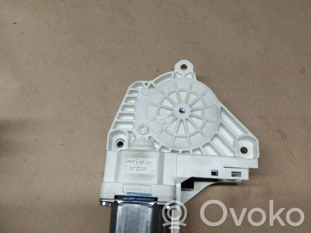 Audi Q7 4L Silnik regulatora szyby drzwi przednich 