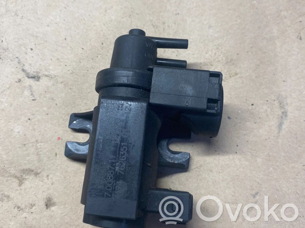 BMW 5 F10 F11 Turbo solenoid valve 
