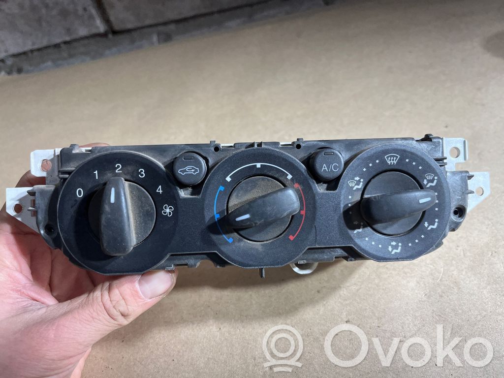 Ford Focus C-MAX Climate control unit 