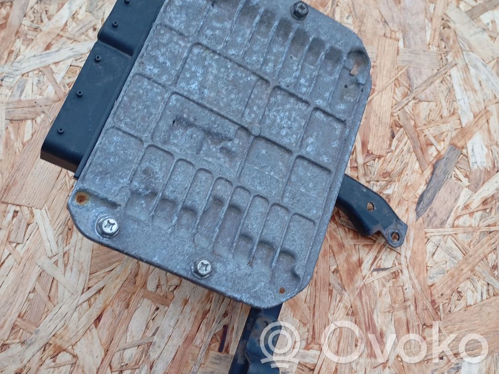 Engine control unit/module   22611AP841