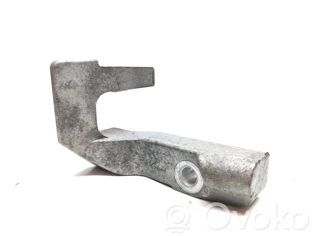 Lexus UX Engine mounting bracket 