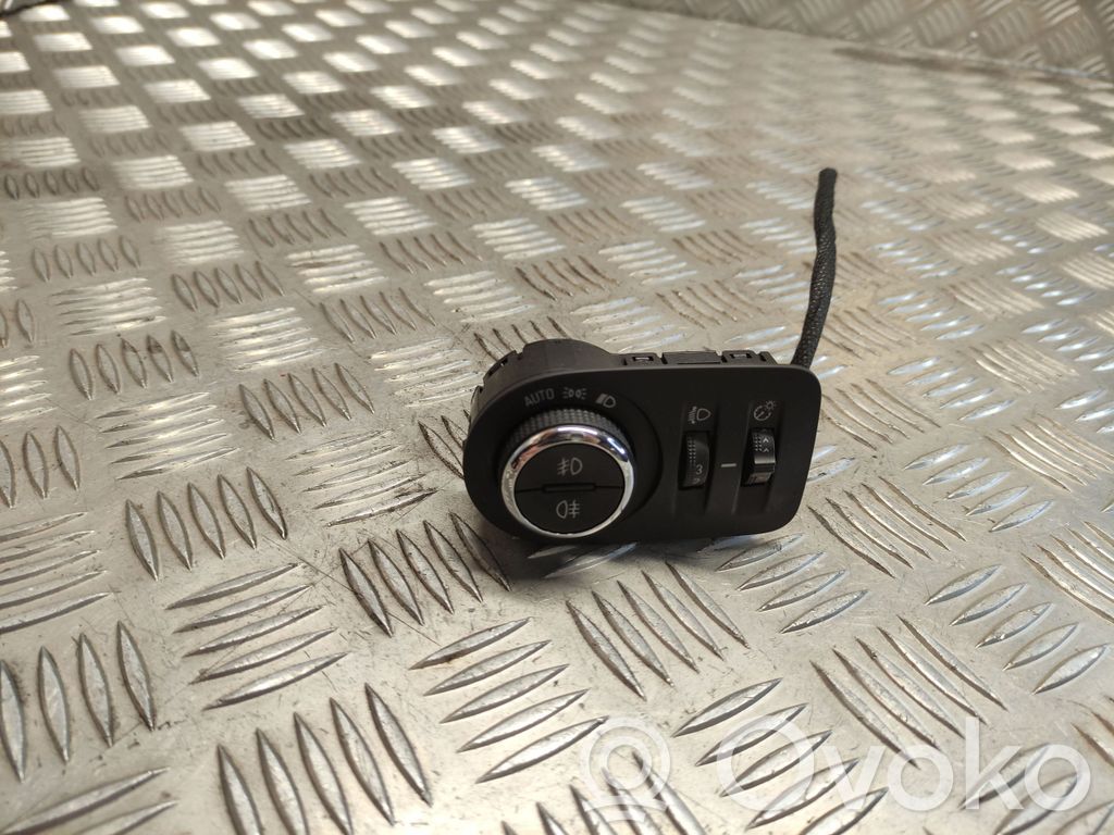 Opel Astra K Light switch 