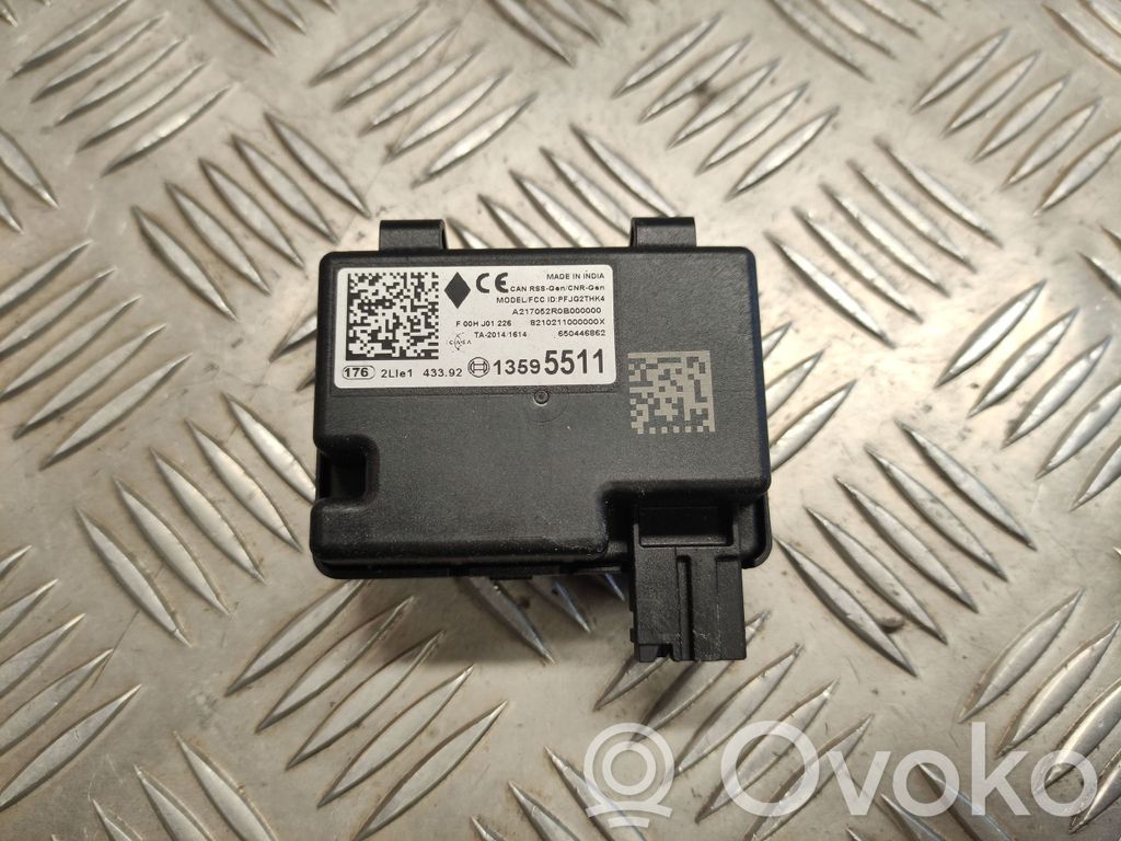 Opel Astra K Unidad de control/módulo del bloqueo de puertas 