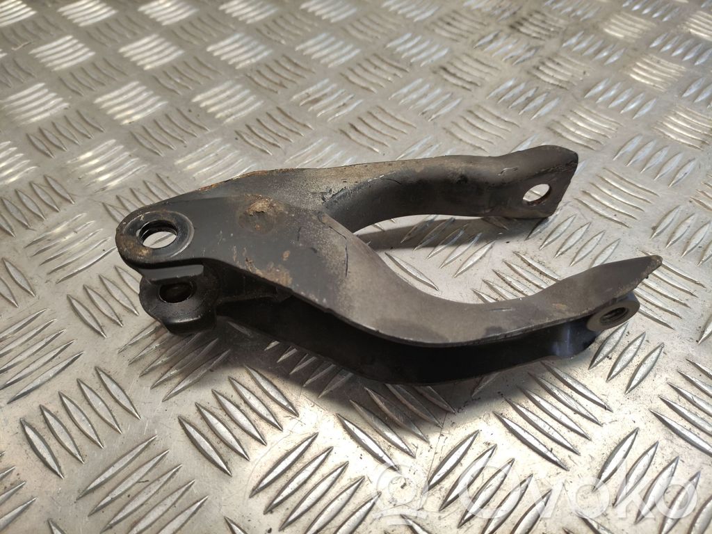 Opel Astra K Gearbox mounting bracket 