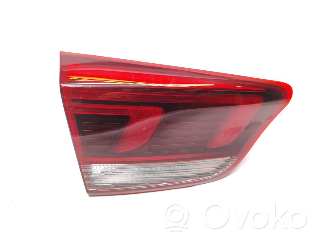 KIA Rio Takaluukun takavalot 