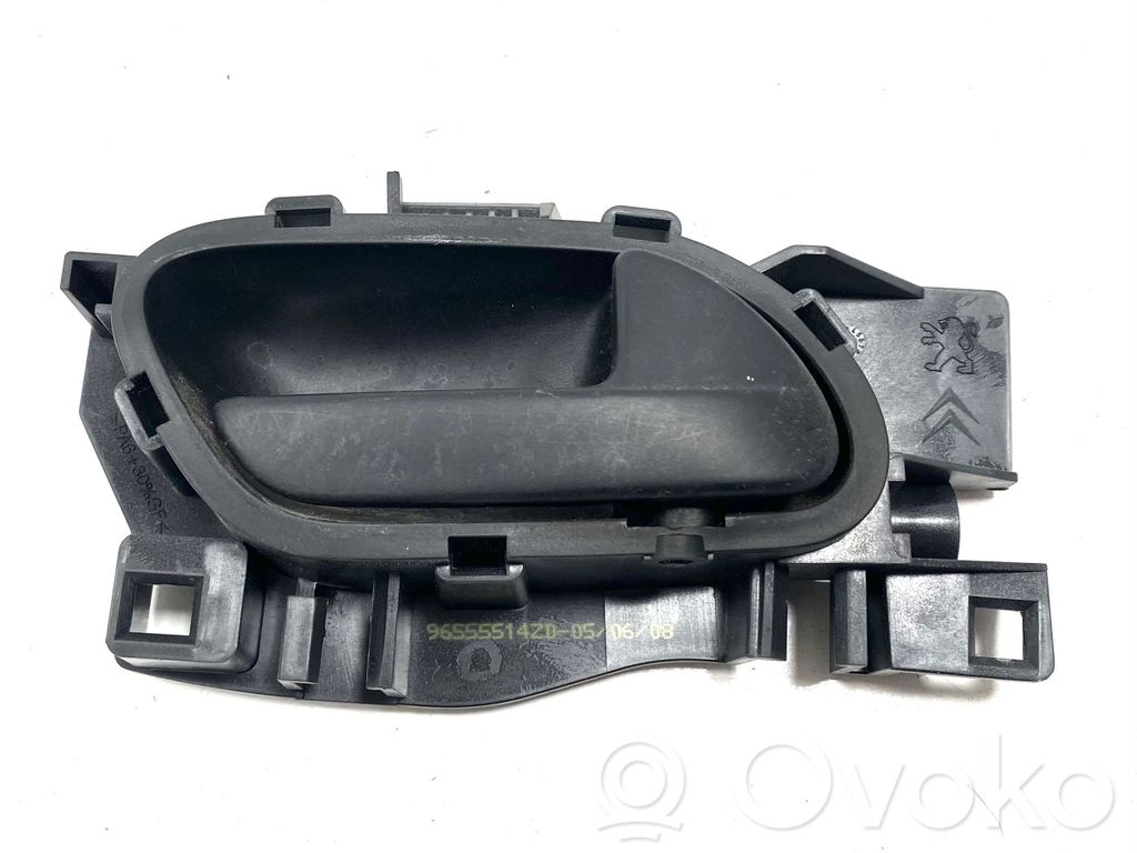 Peugeot 207 Front door interior handle 