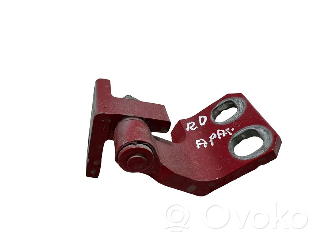 Jeep Renegade Front door lower hinge 
