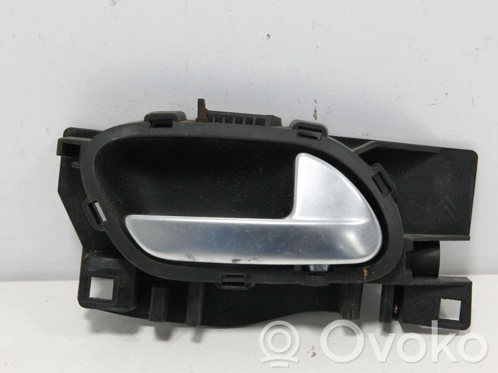 Peugeot 208 I Front door interior handle 
