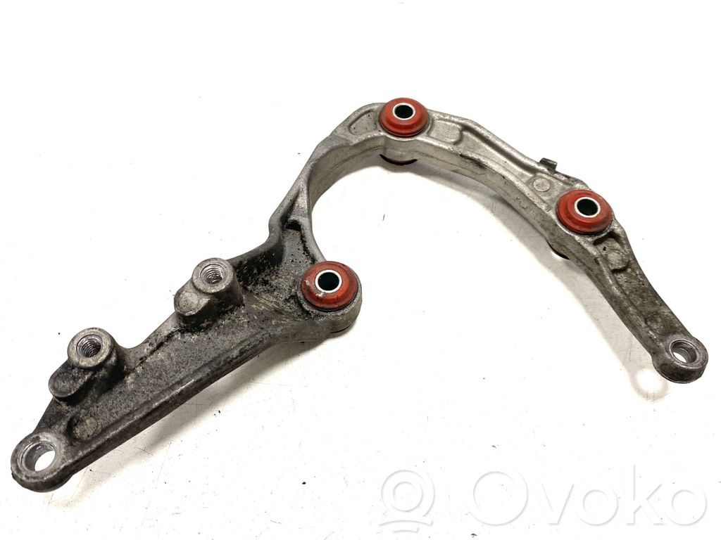 Mercedes-Benz ML W164 A/C compressor mount bracket 