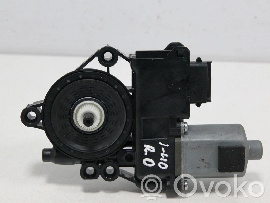 Silnik regulatora szyby drzwi przednich   00S1A2934,00S1A2934,824603Z010,1137328730