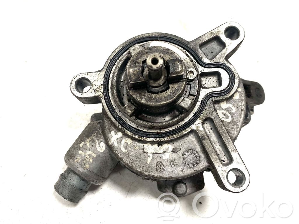 Volvo XC70 Vacuum pump 