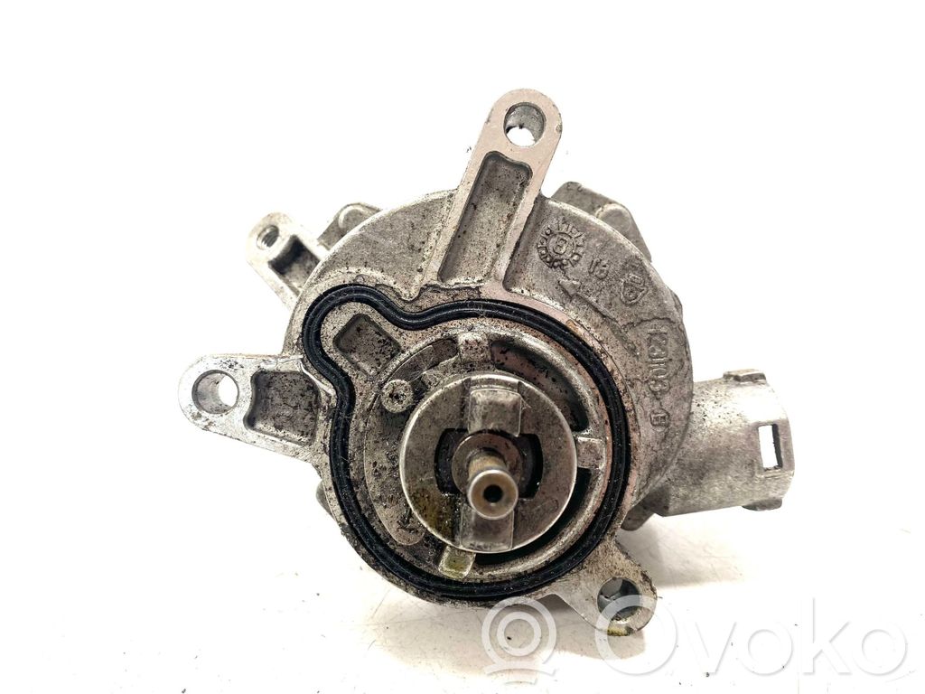 Volvo XC60 Vacuum pump 
