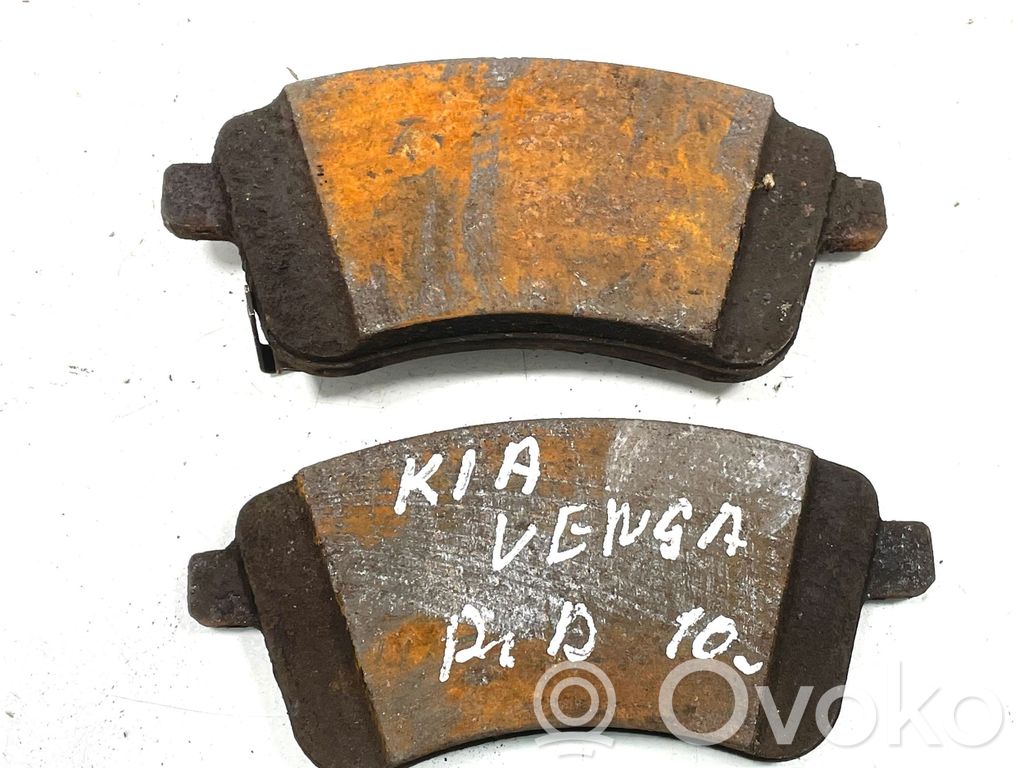 Klocki hamulcowe przednie   18565964,32339688PIK,FER42563