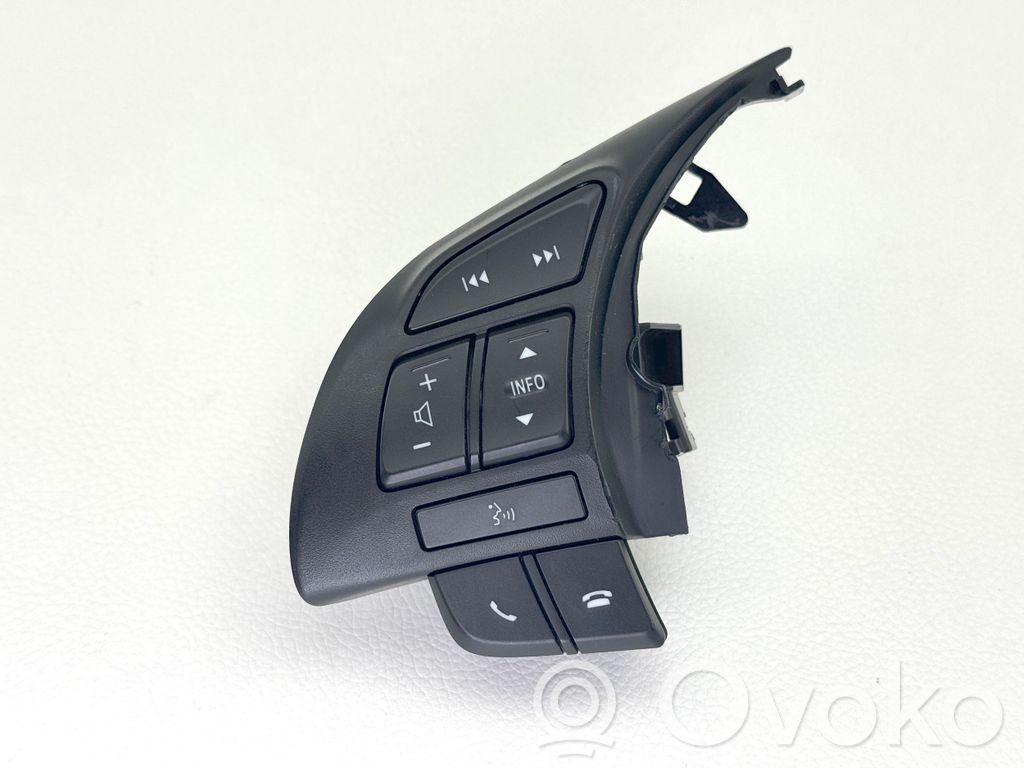 Mazda 6 Steering wheel buttons/switches 
