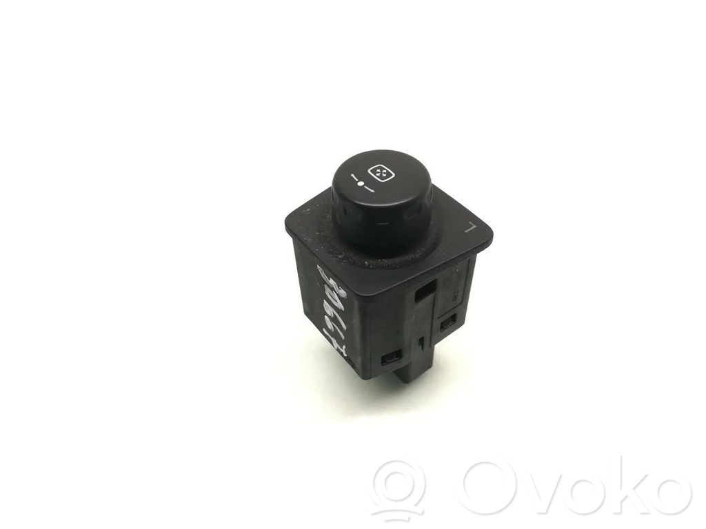 Opel Antara Wing mirror switch 