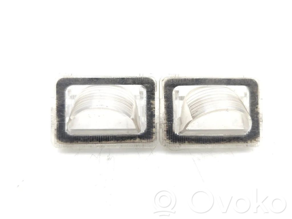 Mazda 5 Number plate light 