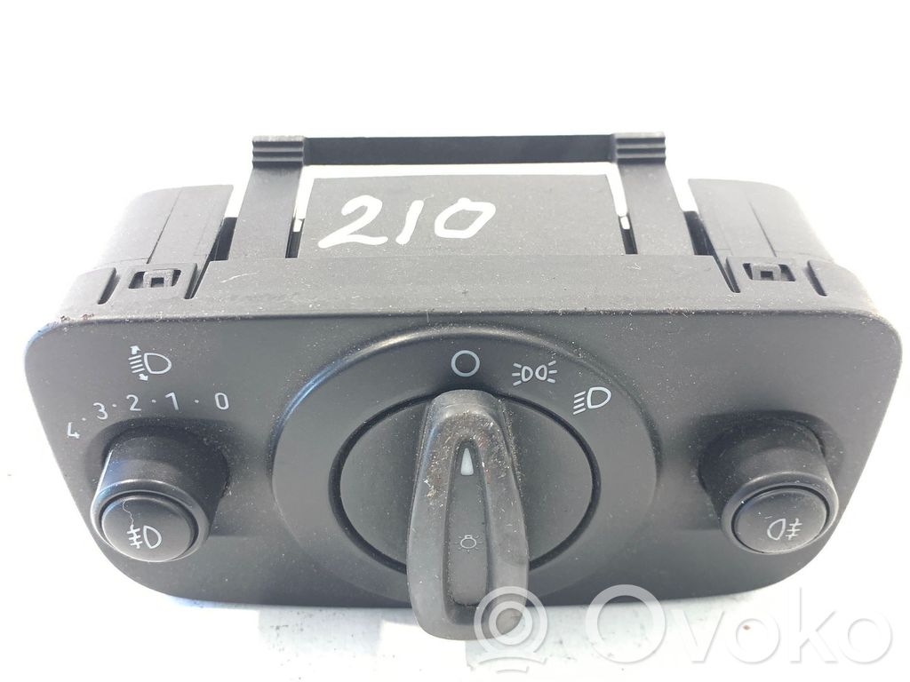Ford Fiesta Light switch 