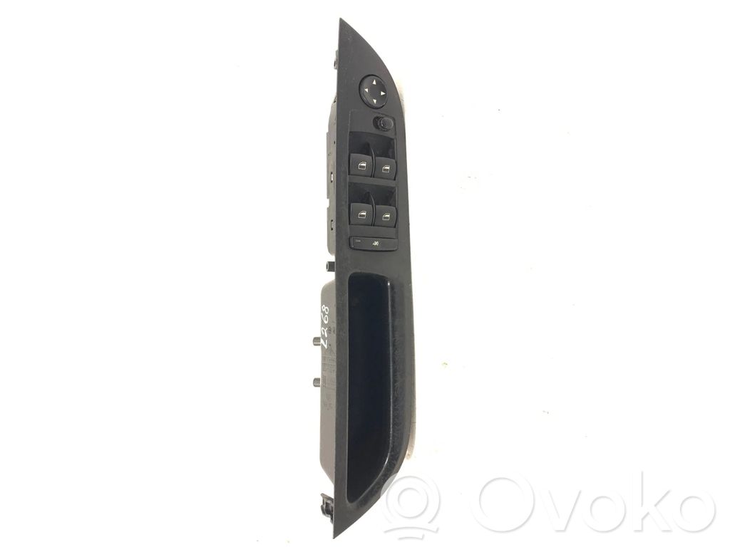 Electric window control switch   9122110