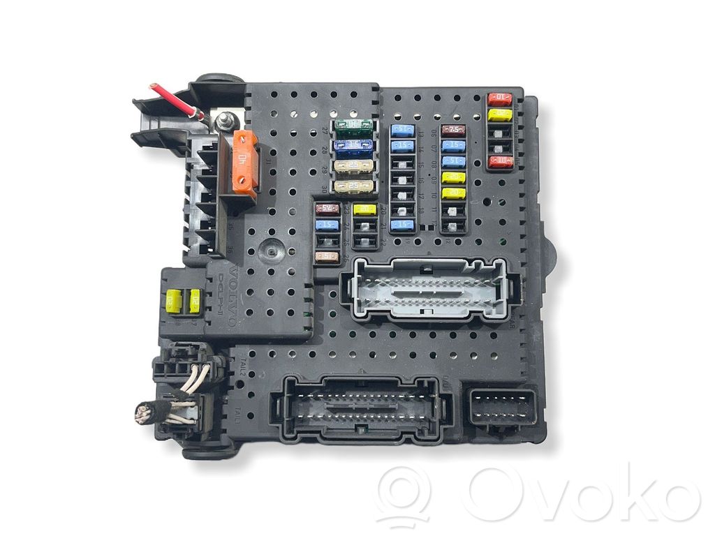 Volvo XC90 Fuse module 
