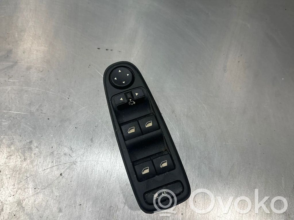 Citroen C4 I Electric window control switch 