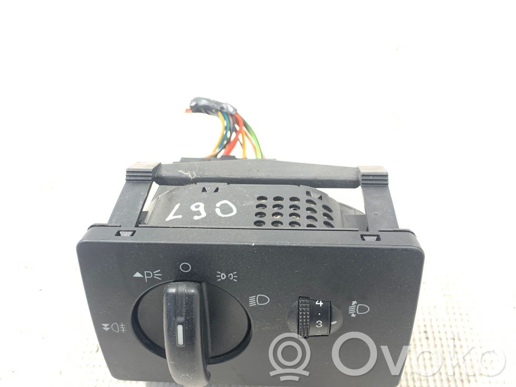 Ford Focus Light switch 