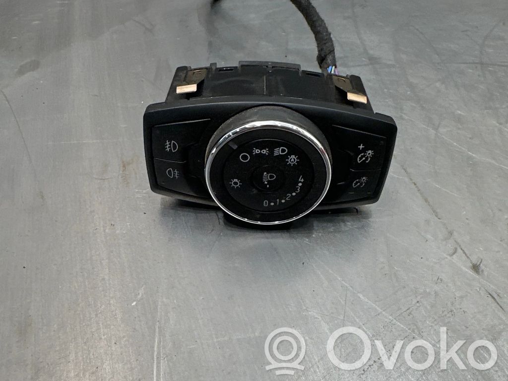 Ford Transit Courier Light switch 