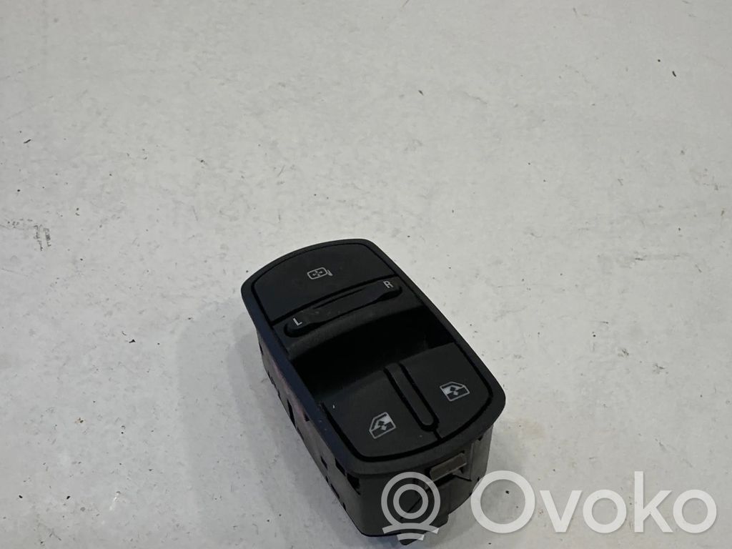Opel Corsa D Electric window control switch 