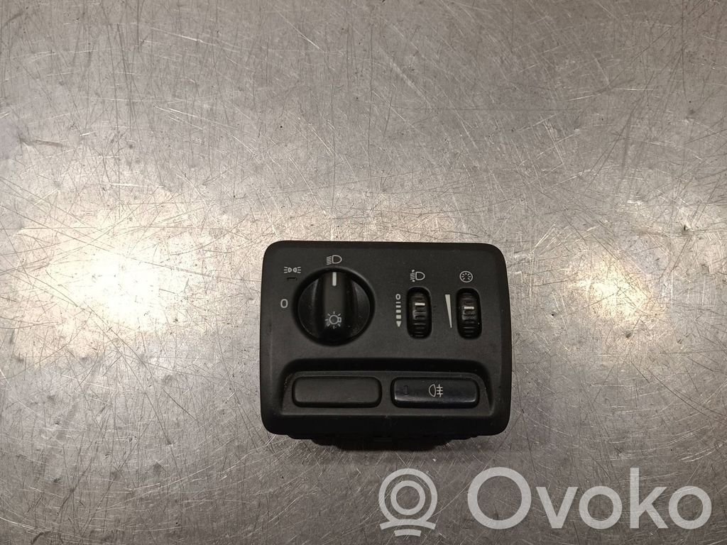 Volvo XC70 Light switch 